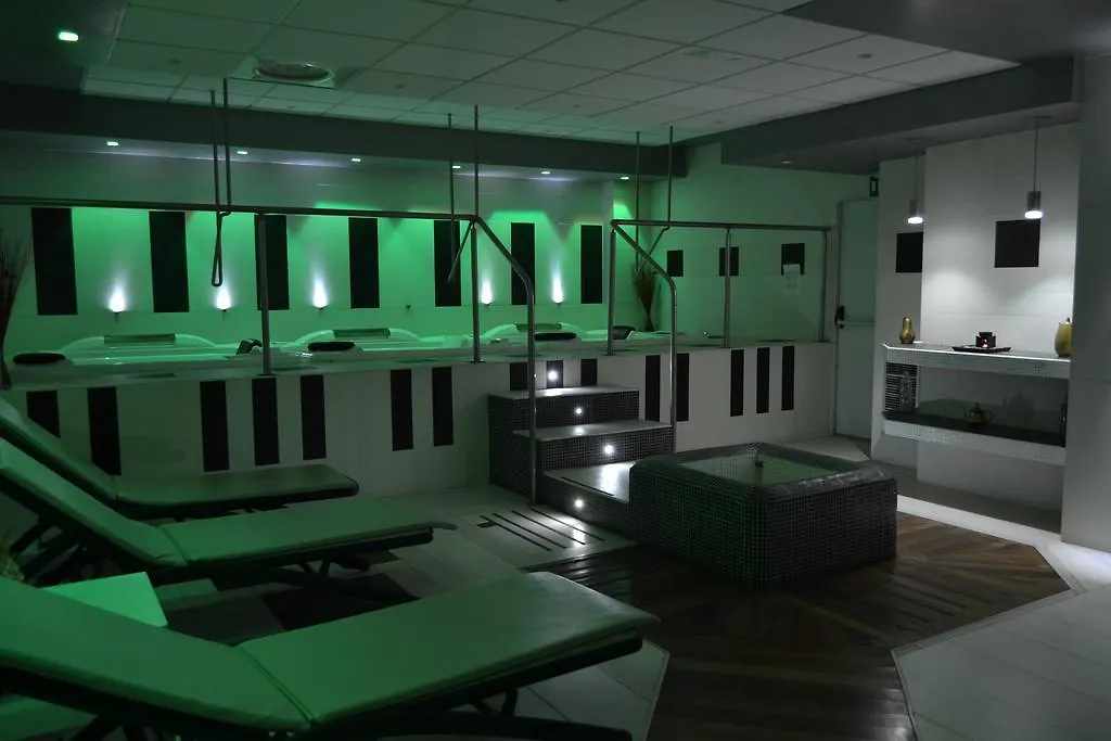 Marina Palace Hotel & Congress Hall Aci Trezza 4*,