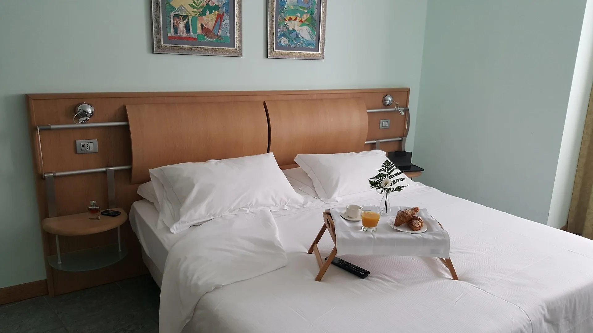 Marina Palace Hotel&Congress Hall Aci Trezza 4*,